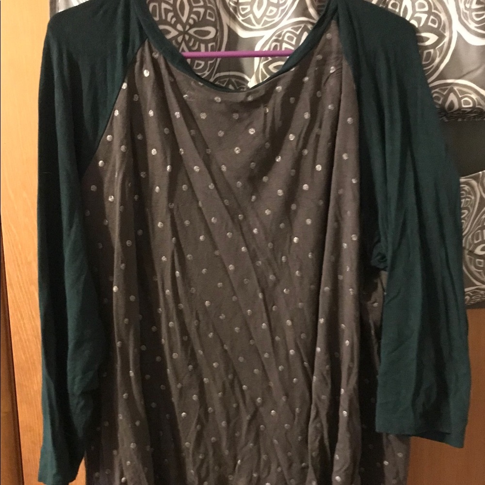 Maurice’s size 2 top